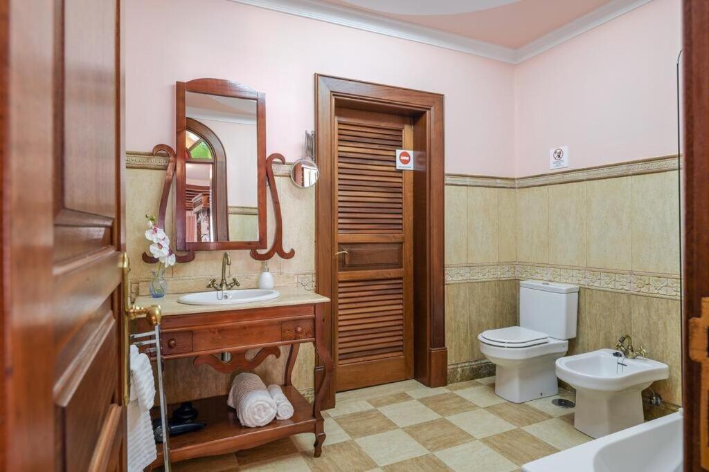 Villa La Concha Beachfront Heated Pool Playa Honda  Bagian luar foto